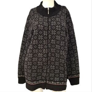 Snowflake Print Zippered Sweater size XL